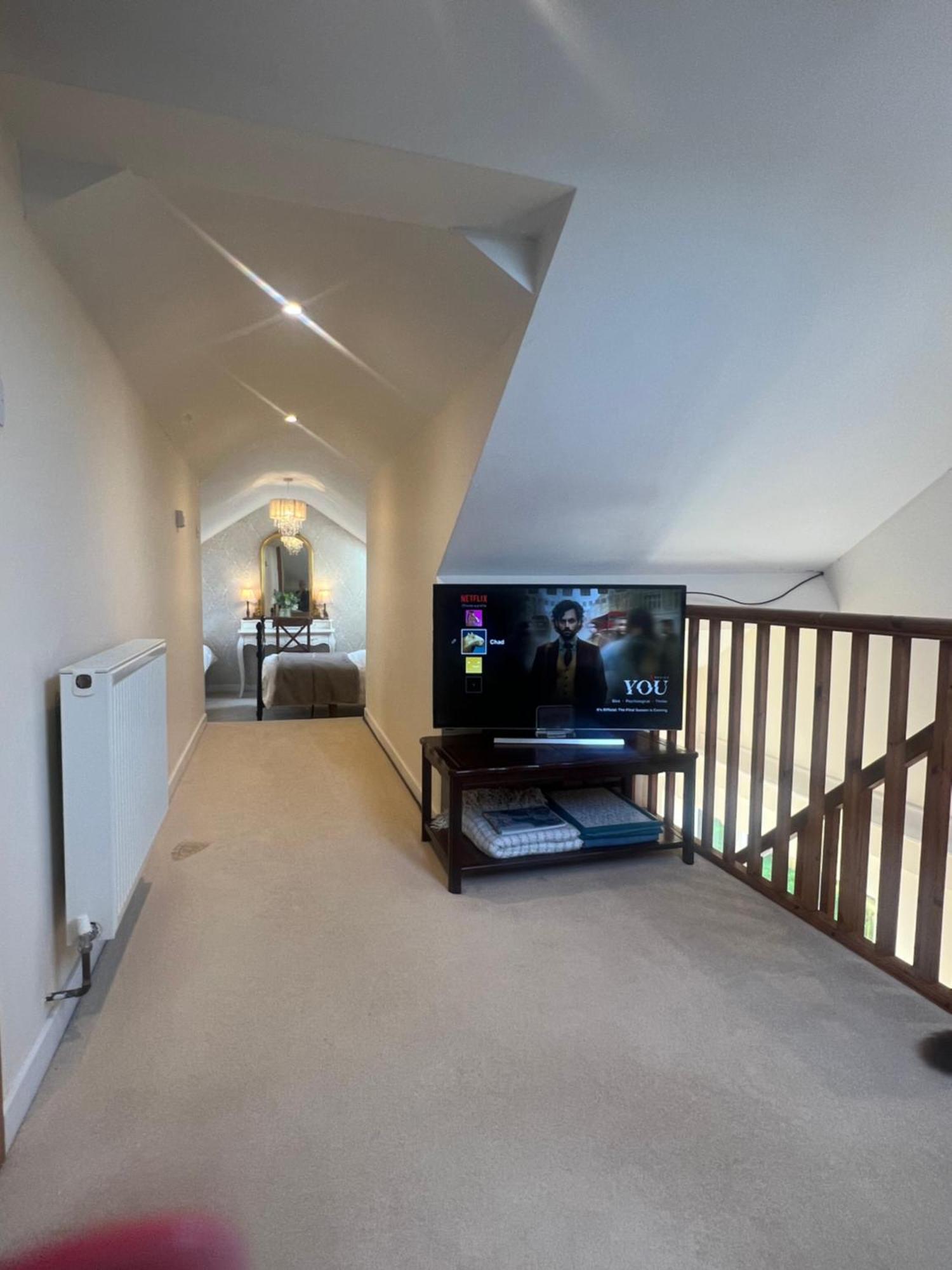 코샘 Highcroft House 빌라 외부 사진