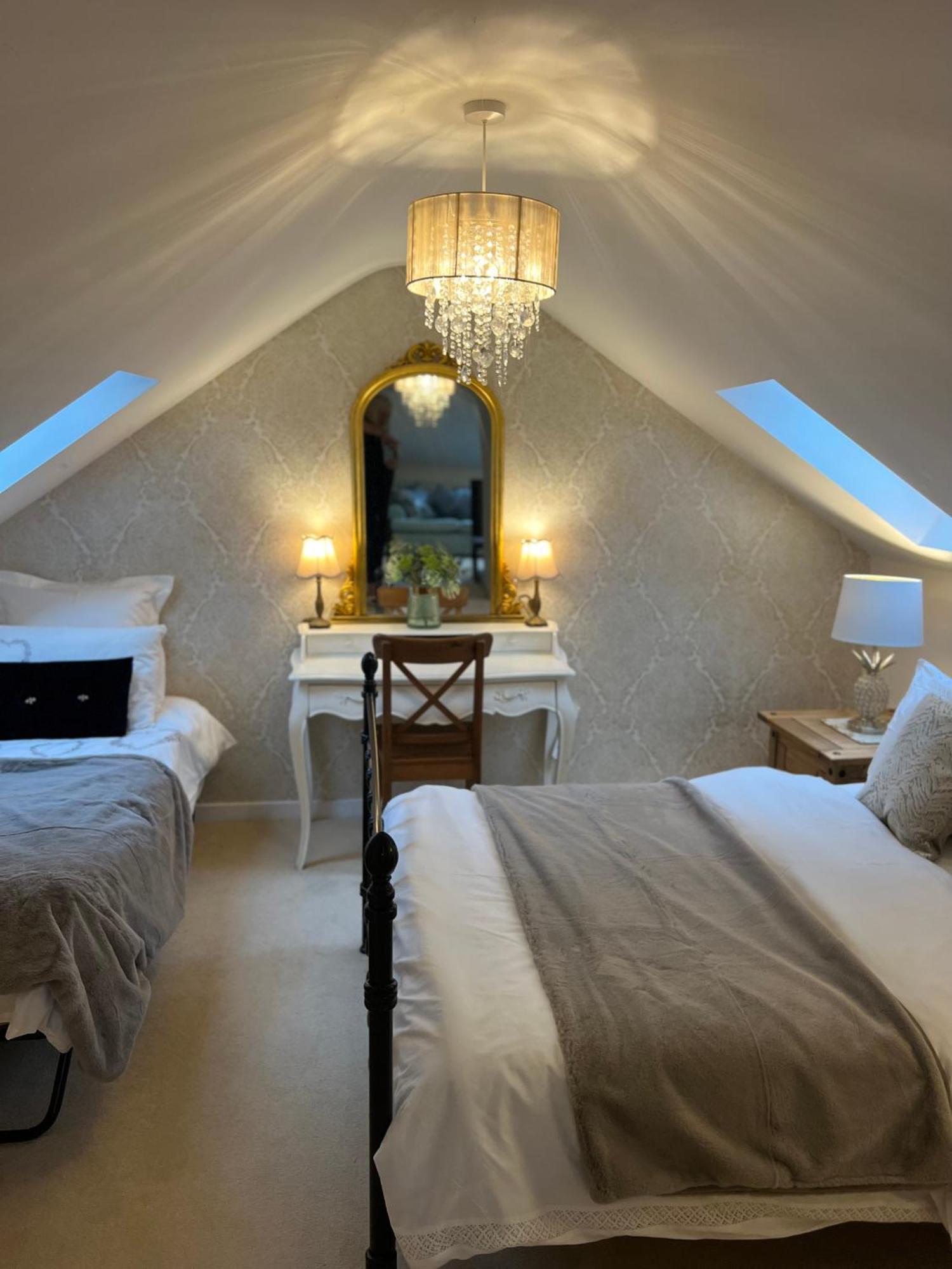 코샘 Highcroft House 빌라 외부 사진